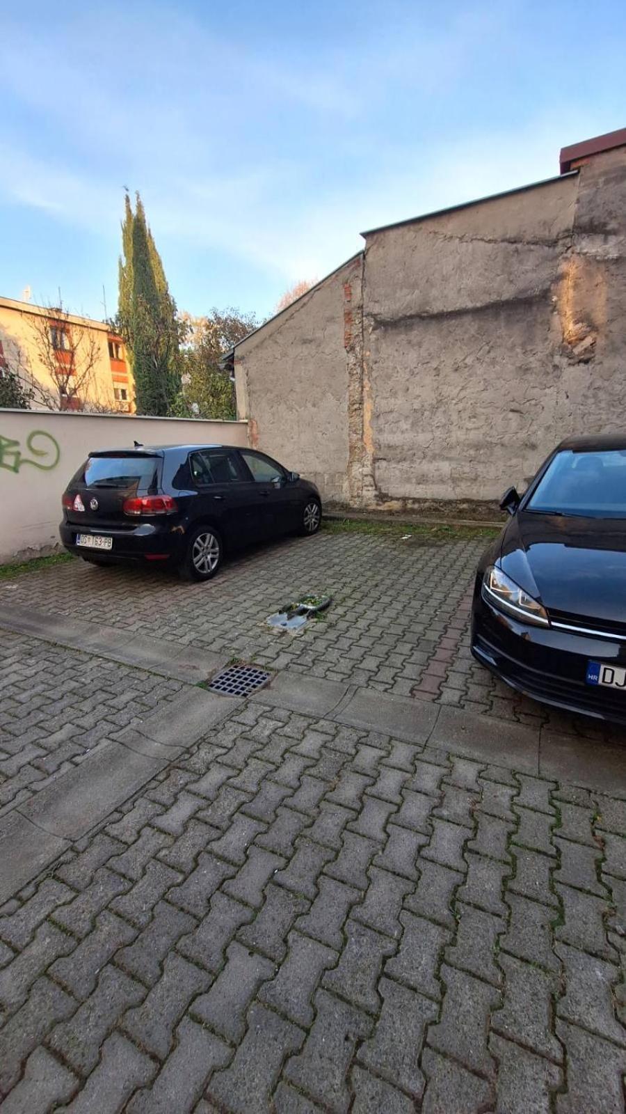 Nobilis * Osijek